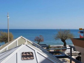 Studio cabine pour 4 personnes, accès direct plage, parking, Le Lavandou - FR-1-803-4